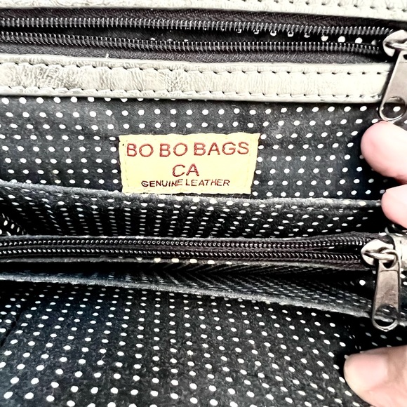 Bobo Bag Ca. Leather Crossbody - Picture 5 of 8